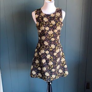Beautiful Zara floral mini dress. Size M